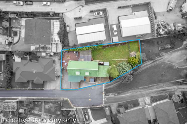 1 Garth Lane Maoribank_20