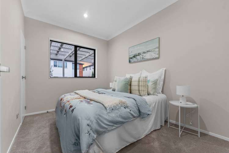 19 Carrickdawson Drive Flat Bush_22