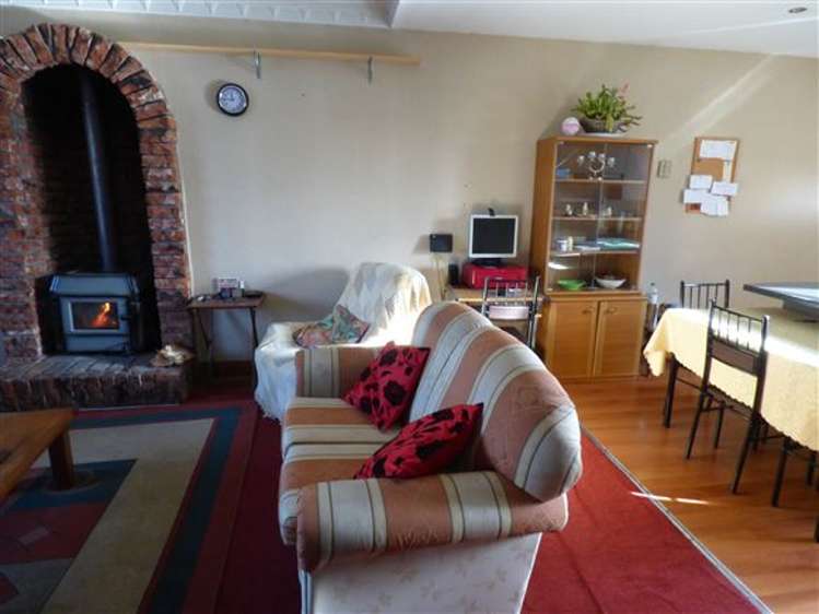 12 Cossens Street Balclutha_12