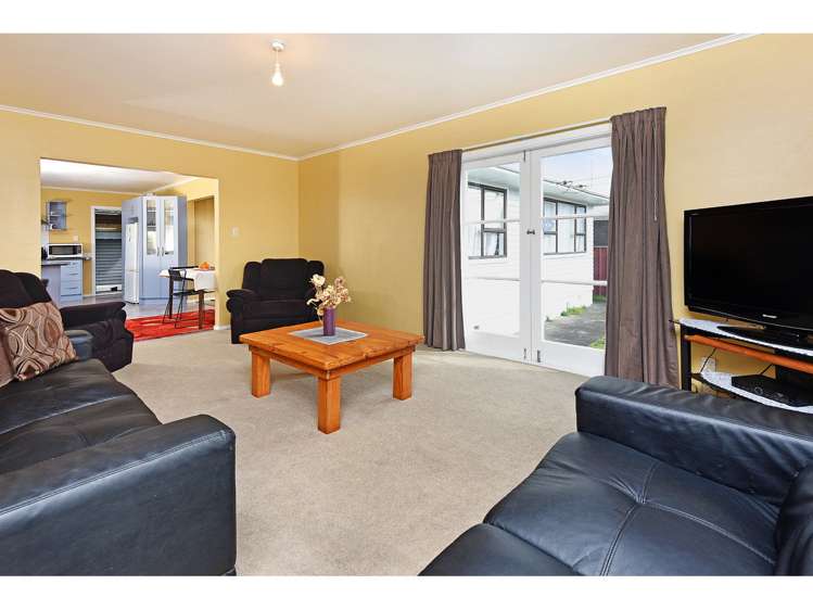 21 Franklyne Road Otara_5