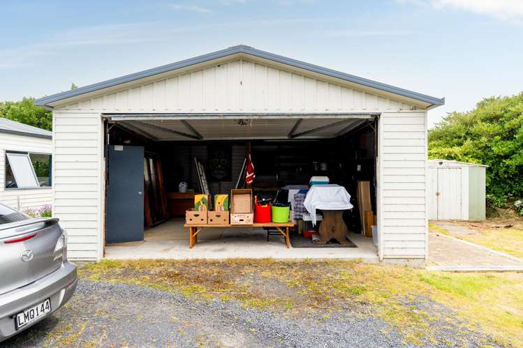 384 Taieri Mouth Road Kuri Bush_15