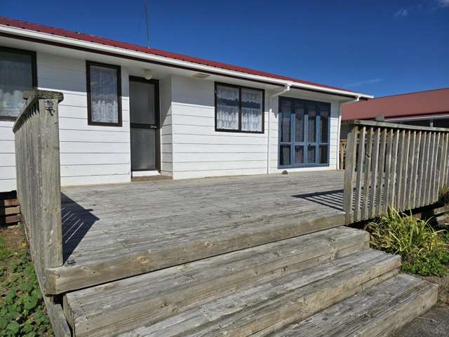 52 Kowhai Avenue Kaiaua_2