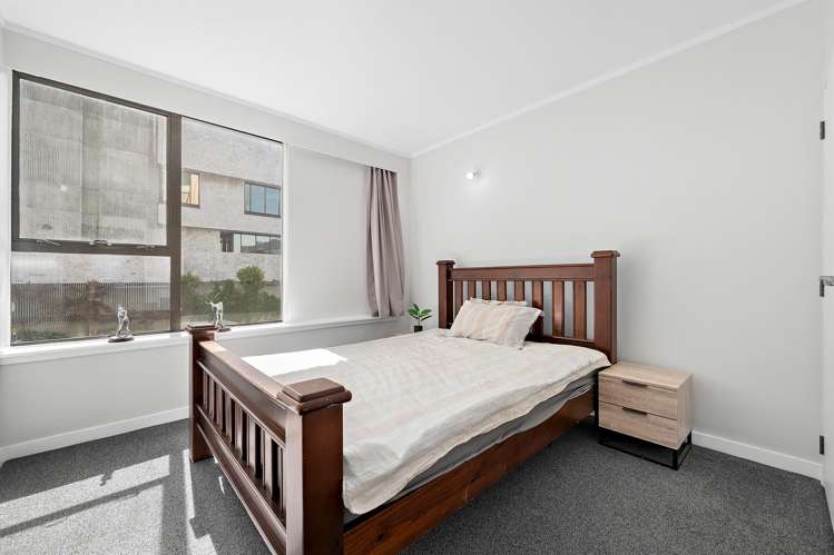 13/70 Hobson Street Thorndon_6