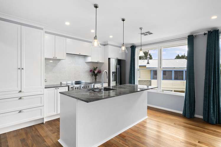 12 Fenchurch Grove Stokes Valley_9