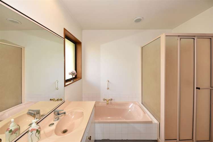 9 Ilkley Place Ilam_17