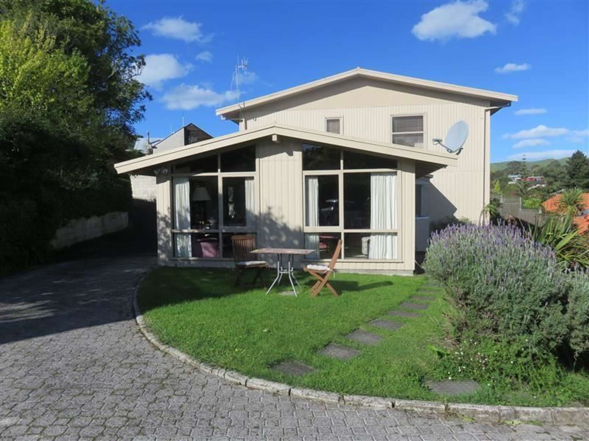 48 Busby Hill Havelock North_0