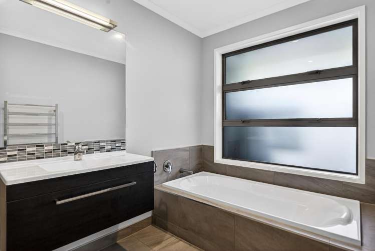1 Sagra Way Bombay_22