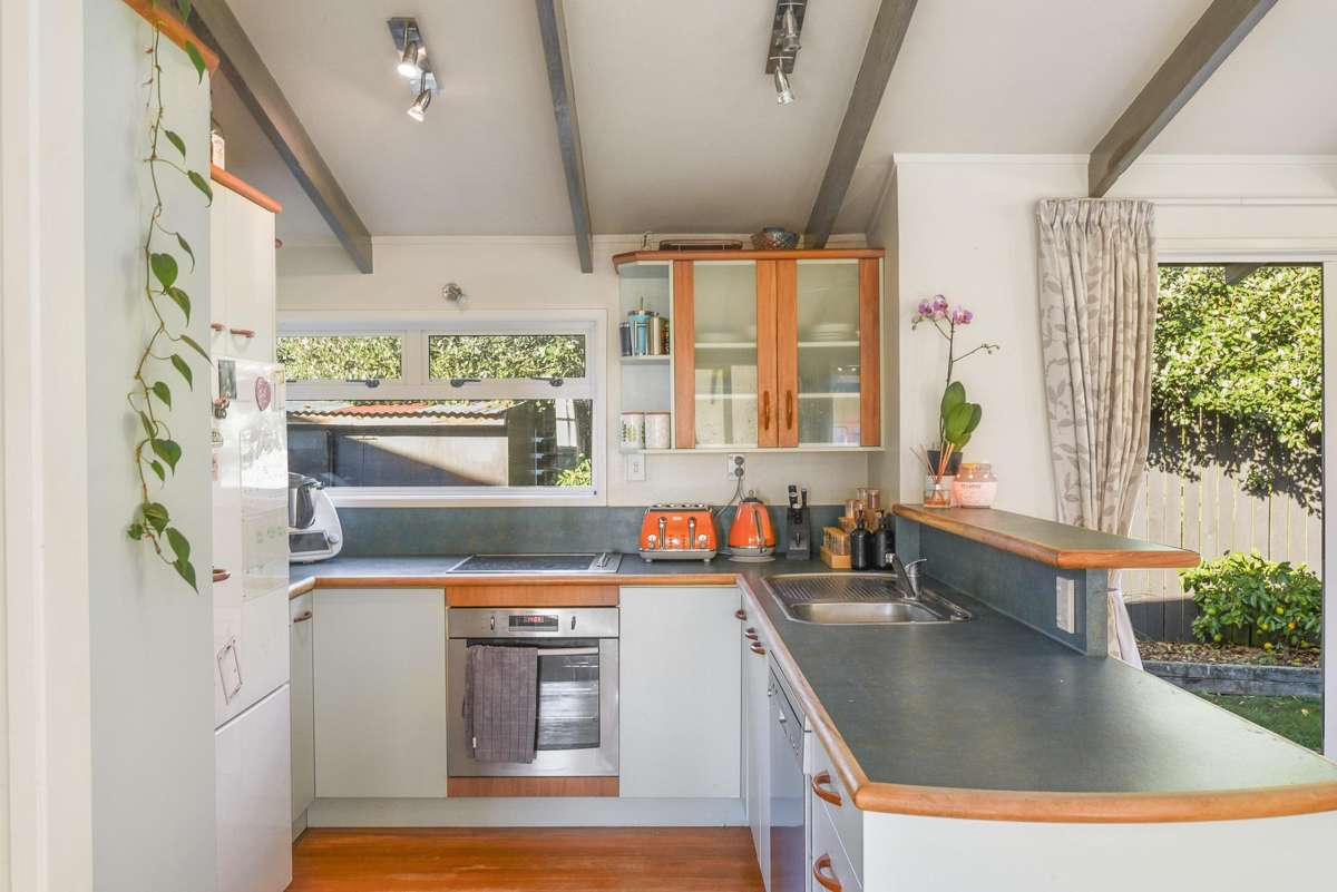 86 Tarawera Road_3