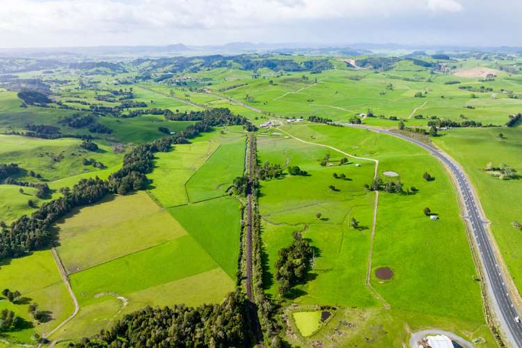 2682 State Highway 1 Brynderwyn_14