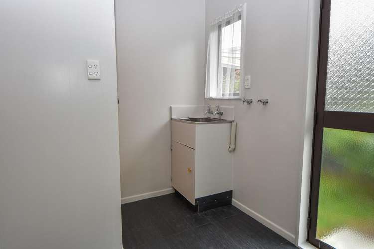 14 King Street Carterton_11