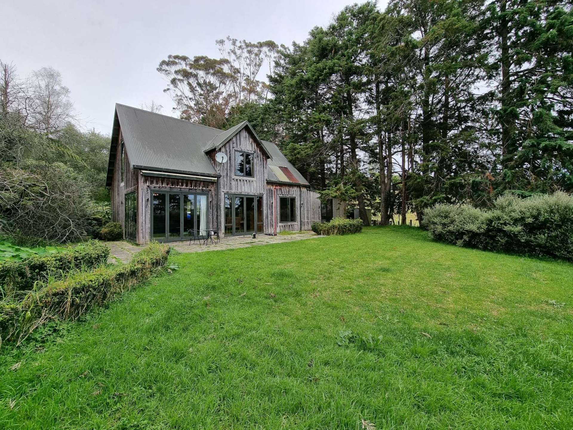 144 Ara-Kotinga Whitford_0