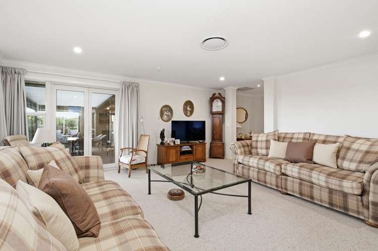 111 Southfield Drive Lincoln_9