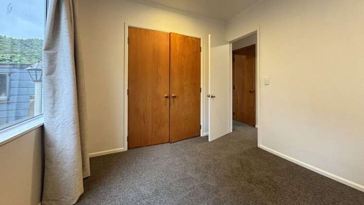 17 Hookway Grove 10587_9