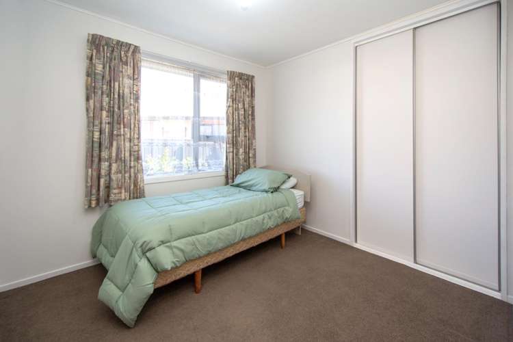20 Leonie Place_13