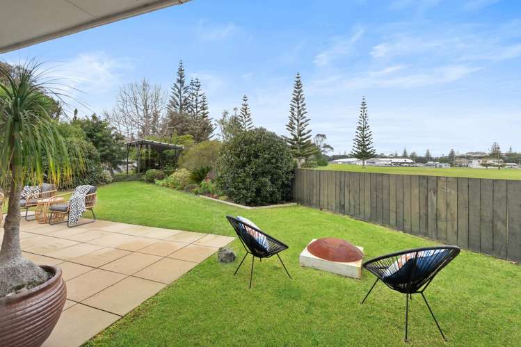 2 Edgewater Grove Orewa_12