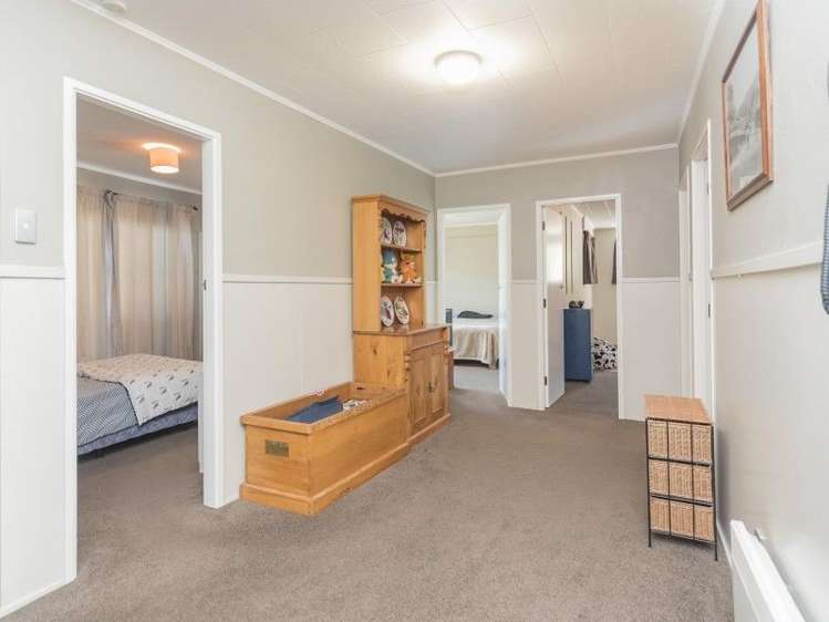 39 Maitland Avenue Stoke_9