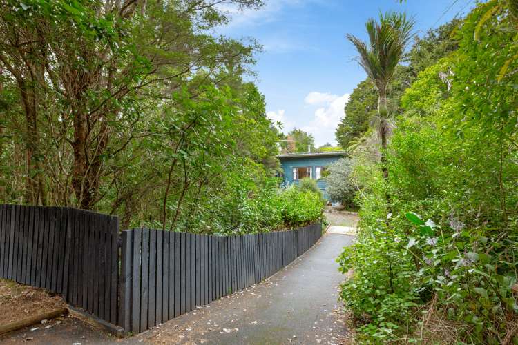 38 Laingholm Drive Laingholm_21