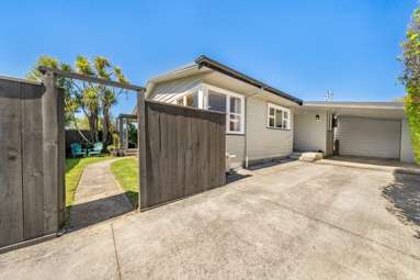 8 Ruru Crescent_2