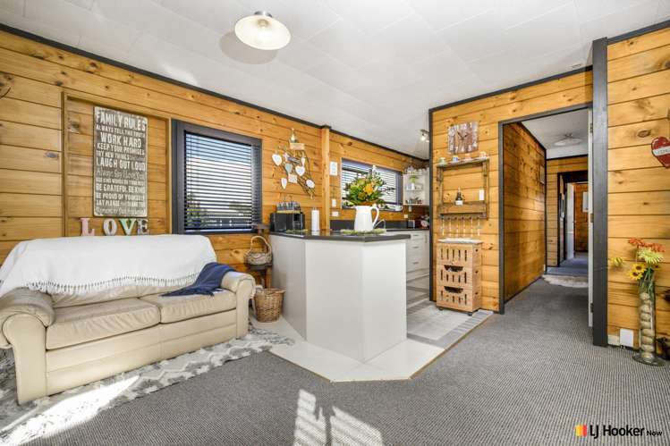 5 Hadley Wood Drive Wattle Downs_5