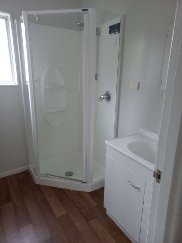 72 Vodanovich Road Te Atatu South_14