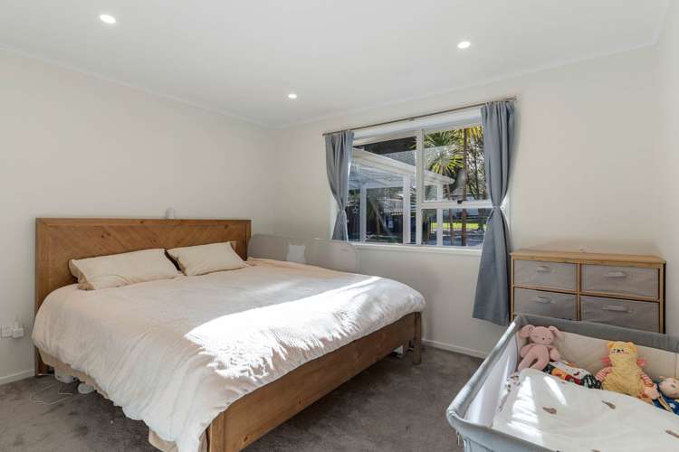 38 Sunline Avenue Massey_7