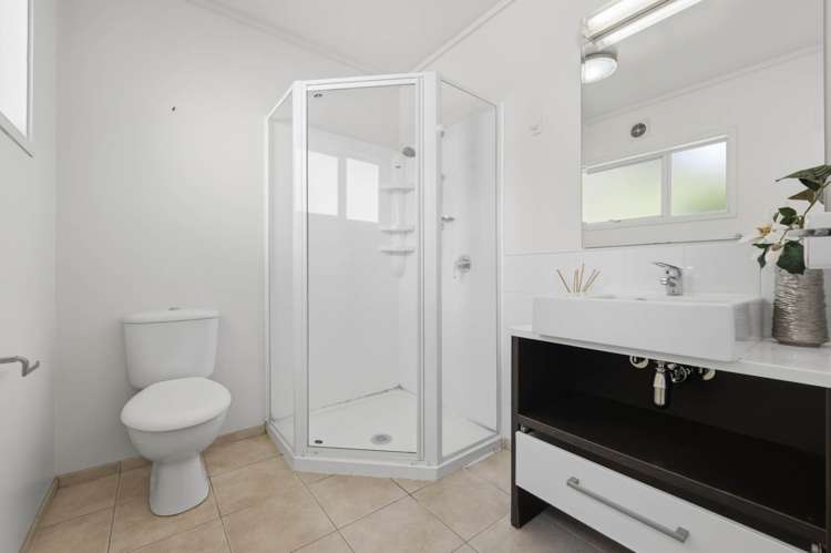 93 Stredwick Drive Torbay_17