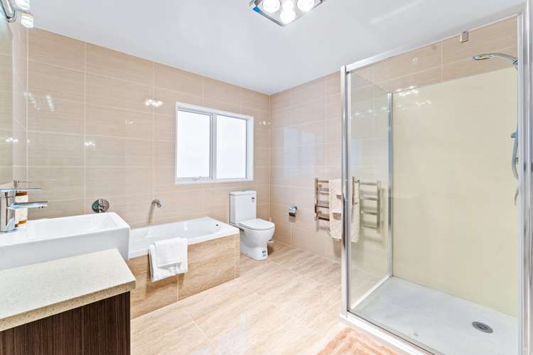 7 Rohi Place Flat Bush_20