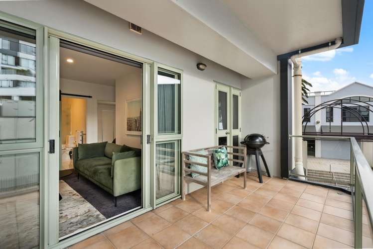 2E/8 Howe Street Freemans Bay_8