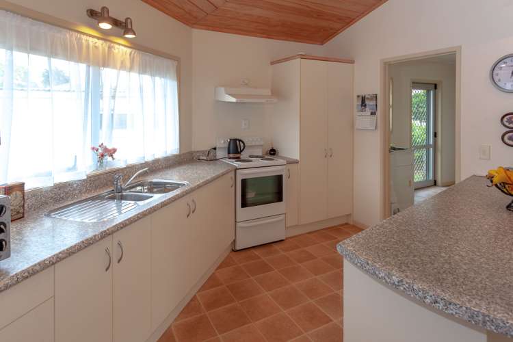 214 Rolleston Street Thames_6