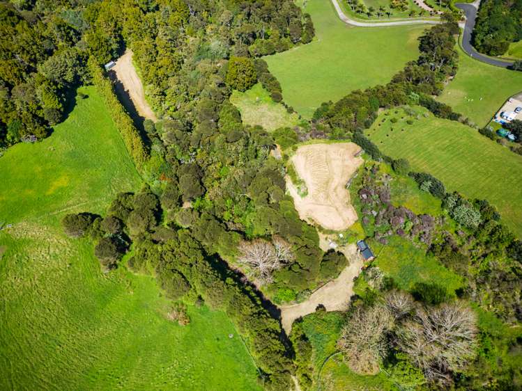 565 Whitford Road Whitford_21