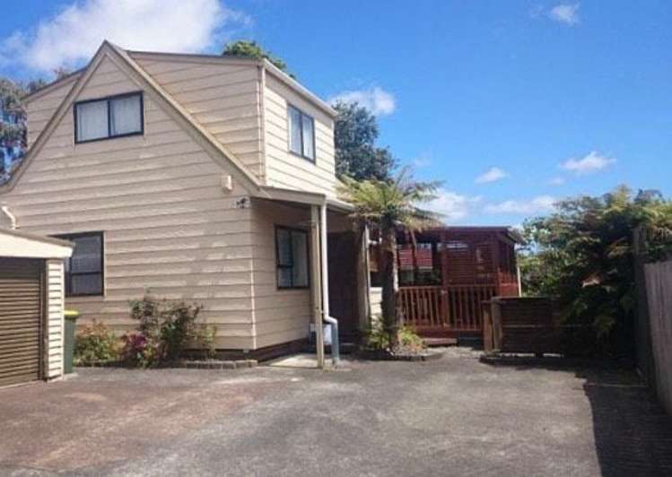 2/1 Bamboo Grove Kelston_1