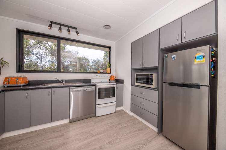 25 Ngahue Crescent Carters Beach_6