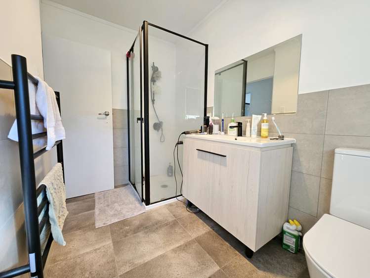 2/91 Diana Drive Glenfield_6