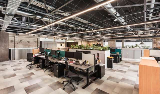 Waterfront Office - Catalina Bay