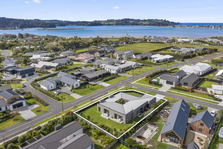 2 Shearwater Lane Point Wells_17