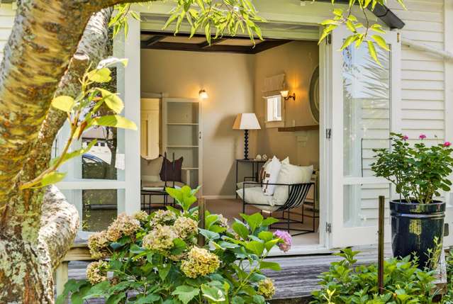 Character with city convenience