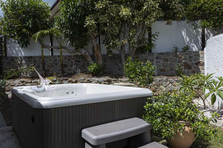 46 Stratford Drive Cable Bay_19