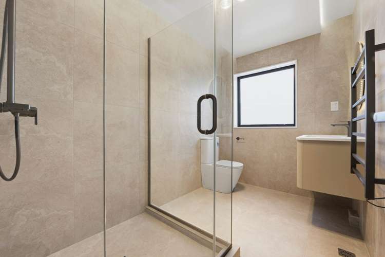 81-97 Otuwairoa Esplanade Papakura_13