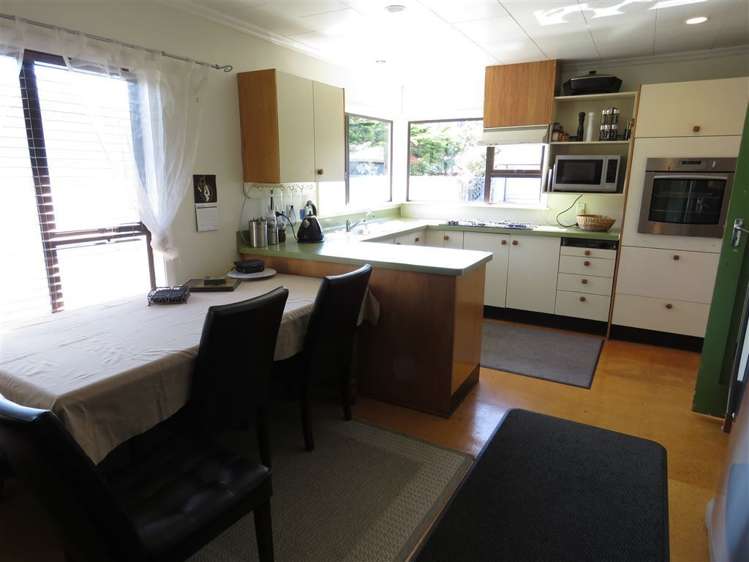 32 Donnelley Drive Wainuiomata_3