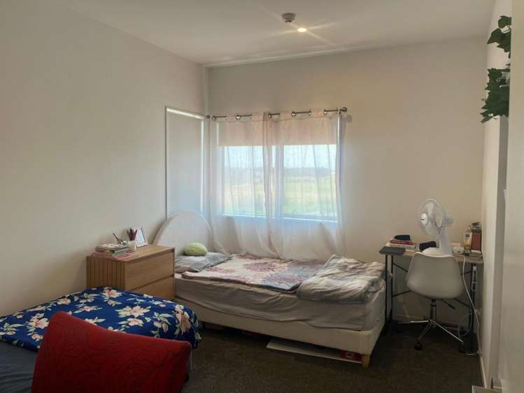 2A/23 Flat Bush School Road 10673_3