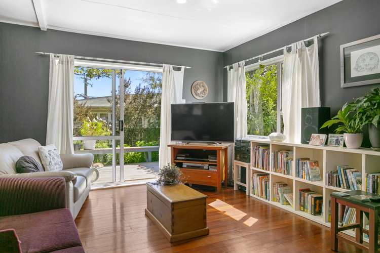 27 Hinemoa Avenue Taupo_10