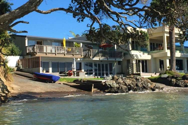 6/4 Arkles Strand Arkles Bay_18