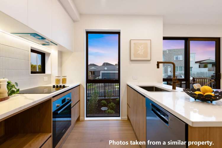 3B Towra Place Botany Downs_10