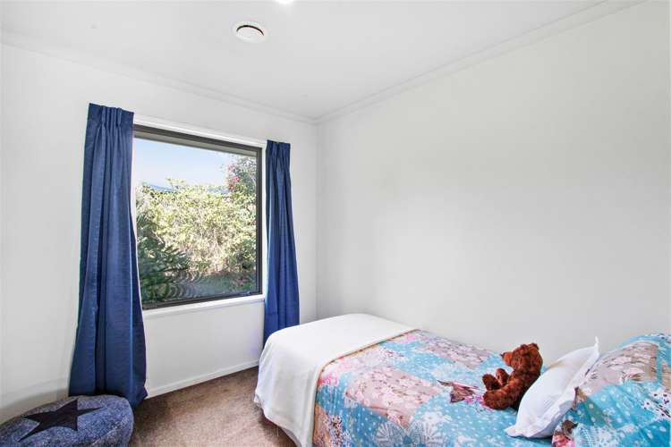 14 James Drive Woodend_12