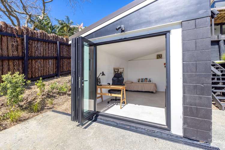 16 Ocean Road Surfdale_27