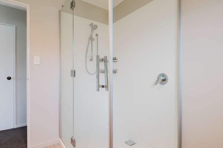 42b Mcleavey Drive Kelvin Grove_12