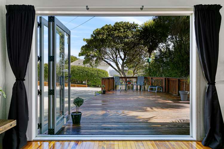 2/44 Hinekura Avenue Taupo_0