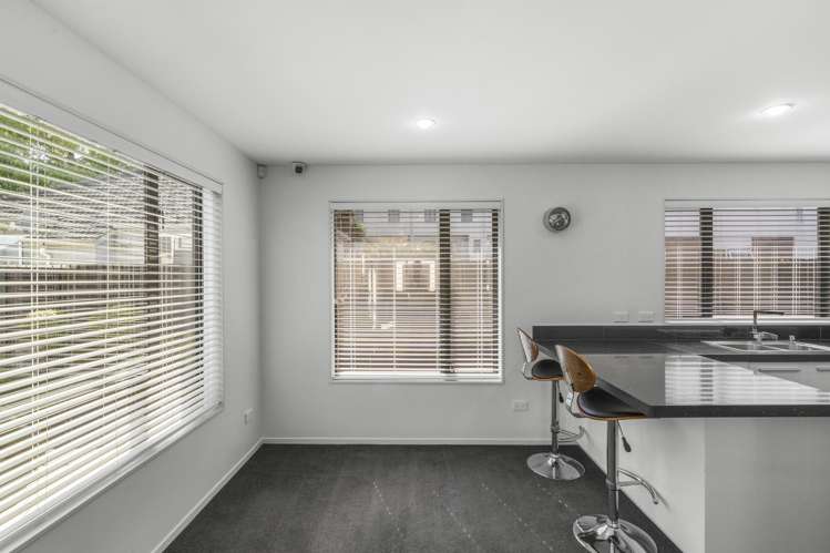 2/15 George Street Riccarton_6