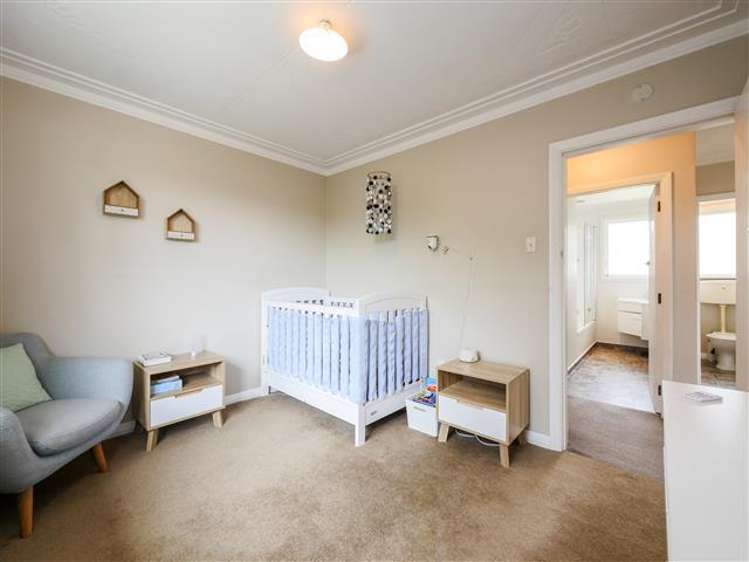 30 Skerries Street Outram_24