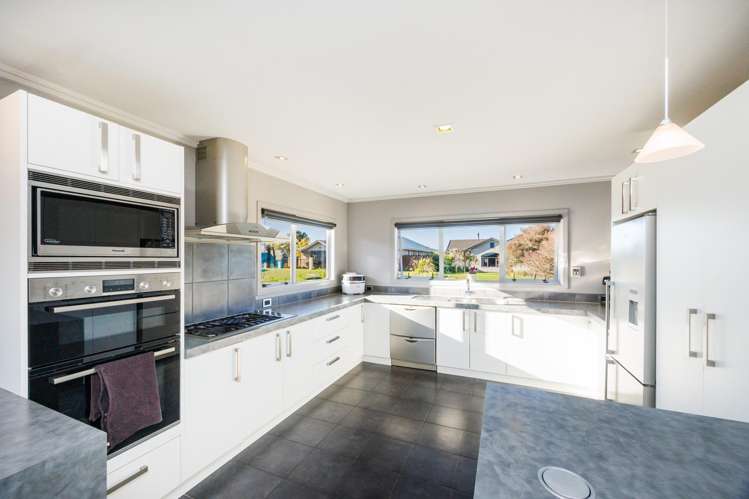 12 Liberty Grove Kelvin Grove_1